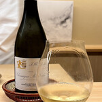 鮨しゅんじ - J.M. Boillot Chassagne-Montrachet 2022
      フランス シャサーニュ・モンラッシェ産の白ワイン
