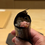 鮨しゅんじ - とろ巻き
      ふふふ、これも美味しい♪