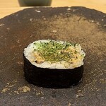 鮨しゅんじ - 穴きゅう 穴子は対馬より
      煮詰めを少し伸ばした味わいに、胡瓜のシャキシャキさと煮穴子のとろける味わい、これも美味しいですね！