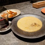 本と肉と酒 燕屋百閒 - とうもろこしのフムス