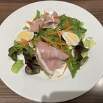 俺のイタリアン 銀座 - サラダ