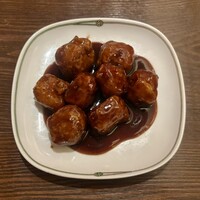 中国飯店 紫玉蘭 - 黒酢酢豚 ¥2,200