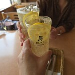 ミラノ亭 - ハイボールで乾杯