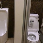 国民酒場あさひや じぃえんとるまん - トイレ