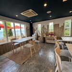AMAAMA BAR&CAFE LOUNGE - 店内