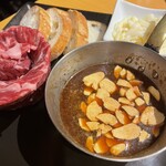 大衆炭火焼肉ジンギスカン ホルモン酒場 風土. - 