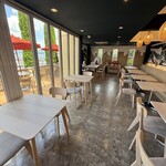 AMAAMA BAR&CAFE LOUNGE - 店内