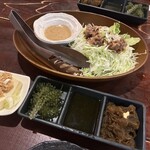 鉄板焼き&沖縄料理 響 - 