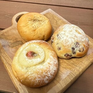 焼きたてパン 青い森_2