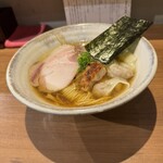 ジャパニーズ ラーメン 五感 - 