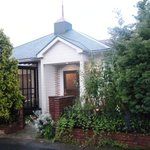 メゾン ドゥ アッシュ - 閑静な住宅街の一軒家レストラン。