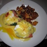 MAC 24/7 - 2012年のスモーク･サーモン･ベネディクト＄17.00