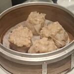 52 Chinese Bar GONI - 焼売4個　880円