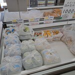 アウトレットスイーツ ロピア - 