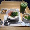 nana's ​green ​tea  - 天然鮪とアボカドのとろろどんぶり、わらび餅、抹茶グリーンティー