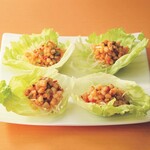 銀座アスター - 料理写真:海の幸の香り炒め、レタス包み
