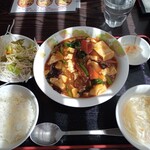 四川料理 ラーメィズ - 日替わりランチ（豚肉と豆腐の醤油煮込み）