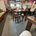 びっくり亭 本家 - テーブル、小上がりもアリ