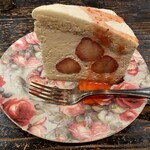 自家焙煎珈琲 凡 - 苺のショートケーキ。