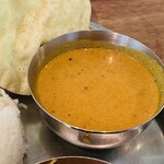 三燈舎 - ナダン・ムッタ・カリー（卵のカレー）