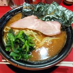 とらきち家 光 - ラーメン大盛(トッピング無し)