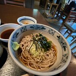 あこや - ワカメ、海苔。この後変身