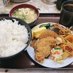 丸吉食堂