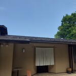 沢のそば 灯 - 　　　　　　　　　入り口付近