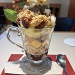 Art Gallery Cafe 茶々華 - ほうじ茶パフェ