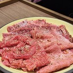 焼肉ふじ - 左下から牛やきしゃぶ、右下がミスジ、上がハラミ