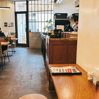 シーエムツーオフィス_2