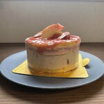 パティスリー リョーコ - 桃のタンブラン