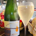 ラ コルドベッサ - お酒①バルディネット・モンサバ・カヴァ・ブリュット・オーガニックNV(スパークリングワイン、スペイン)(税込500円)
葡萄品種:マカベオ60%、チャレッロ20%、パレリャーダ20%