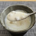 フィエルテ - 前菜2　新玉ねぎの冷製スープ