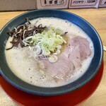 博多豚骨ラーメン 一純屋 - ラーメン