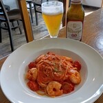ジジヤ ババヤ - 海老のトマトクリームパスタ 1600円・ノンアルコールビール 540円