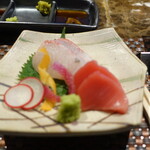 山荘神和苑 - 本マグロとカンパチのお造り