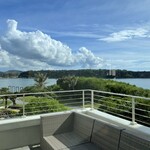 クラブインターコンチネンタルラウンジ - ラウンジから見える　万座毛