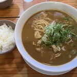 ミスター パピー - ポークカレーラーメン　※ライス小　ランチ無料
