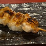 焼き鳥アポロ - ソリ。ジューシーながら、キュッとした身質の食感！