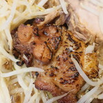 ラーメン二郎 - 炙