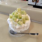 ホテル アドリアーナ - メロンミルクかき氷