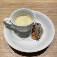 金山成吉思汗 - 