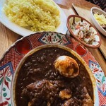 サファリ アフリカンレストランバー - 