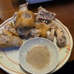 デブちゃん焼肉処 - 豚足