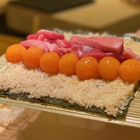 鮨よしかわ 恵比寿 - 卵黄巻き