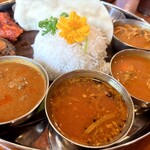 南インドレストランMARUDHU - マトンカレー・ラッサム・サンバル・チキンカレー