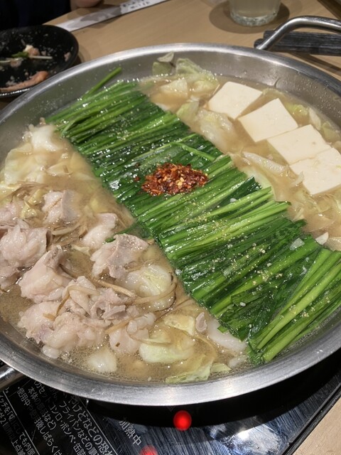 Hakata Motsu-nabe Ooyama Oosakaeki