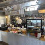 ル・プチ・ブイヨン・イイダノキッシュとイイダノツマミ - 