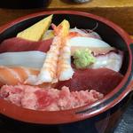 海鮮丼600円